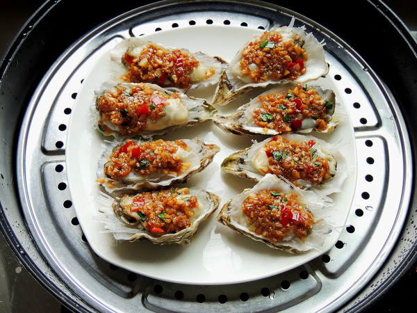 Steamed Oysters with Garlic Vermicelli recipe