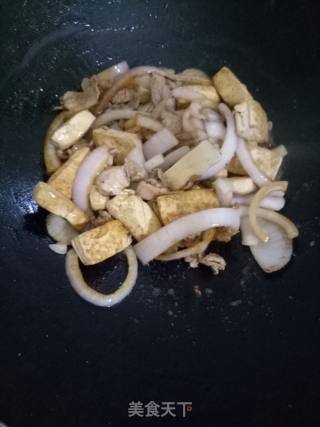 Fried Pork with Onion Tofu recipe