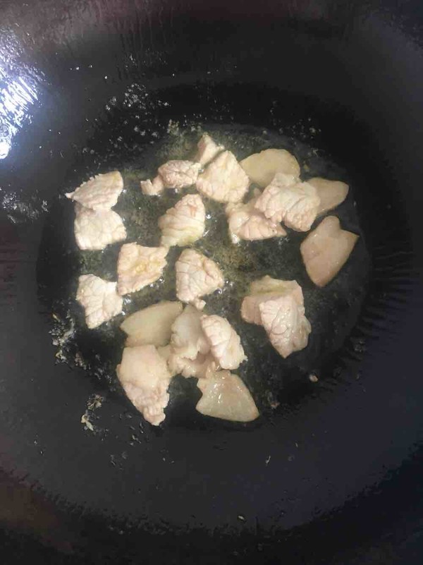 Stir-fried Pork with Garlic Moss recipe