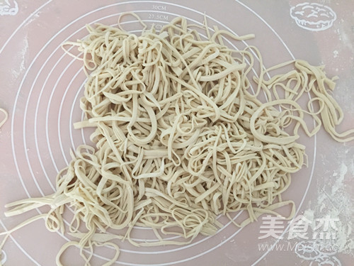 Three Fresh Hand Rolled Noodles recipe