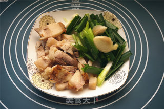 Braised Pork Belly with Lotus Root recipe