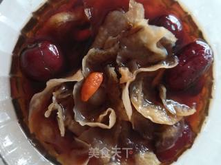 Beauty and Beauty-red Jujube and White Fungus Soup recipe