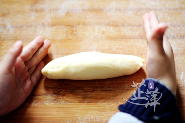 Scallion Sausage Buns recipe