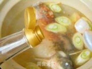 Crucian Carp Tofu Kumquat Soup recipe