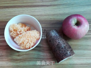 Apple Yam and White Fungus Soup recipe