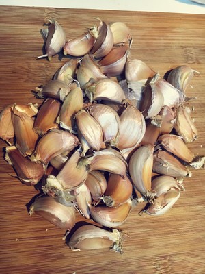 Secret Garlic Sauce (grilled Oyster Scallop, Tin Foil Enoki Mushroom, Dry Noodles) recipe