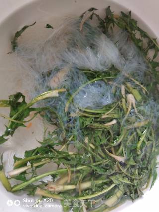 Dandelion Mixed Vermicelli recipe