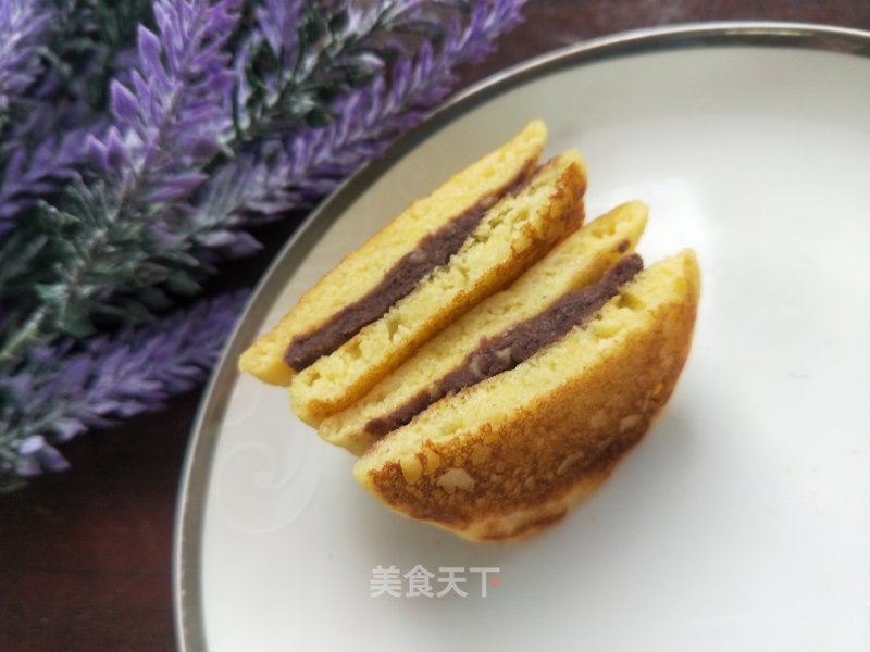 Low-fat Version of Cornmeal and Adzuki Bean Dorayaki recipe