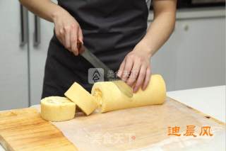 Mango Cream Swiss Cake Roll recipe