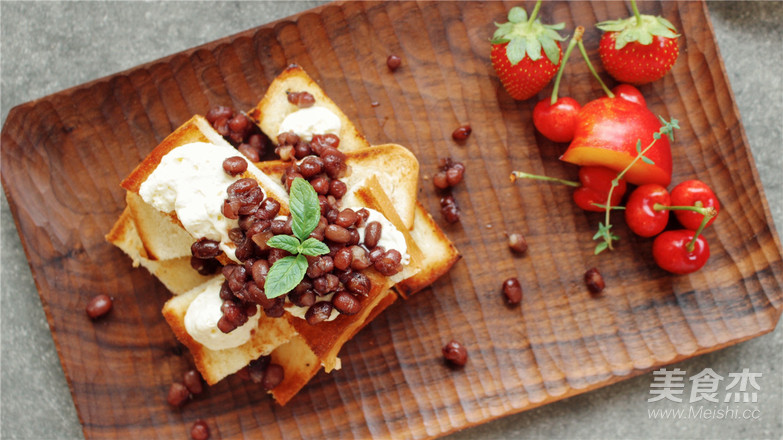 Red Bean Toast Breakfast on A Rainy Day recipe