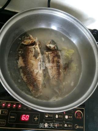 Crucian Carp Egg Soup recipe