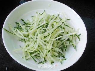 Cucumber and Egg Mixed Vermicelli recipe