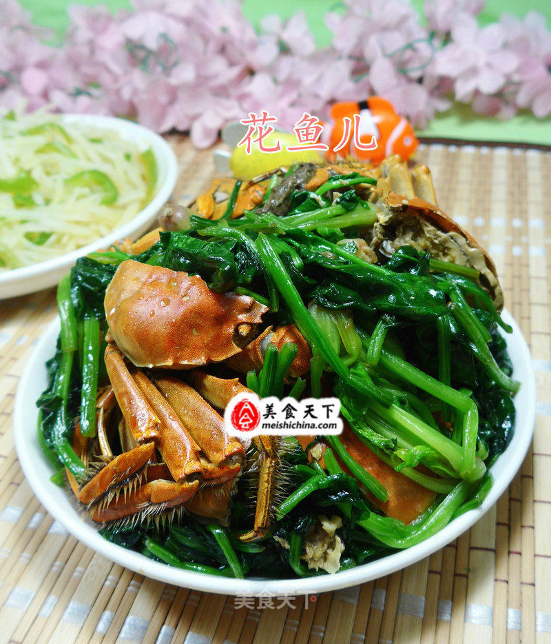 Stir-fried Hairy Crab with Spinach recipe
