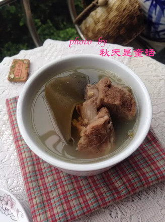 Seaweed and Mung Bean Pork Rib Soup recipe