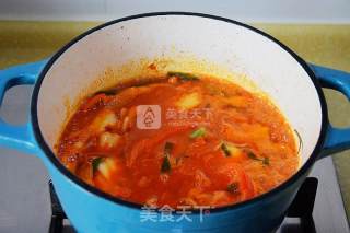 Hot Pot in Korean Wave [spicy Cabbage Tofu Soup] recipe