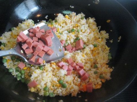 Fried Rice with Pea Ham and Eggs recipe