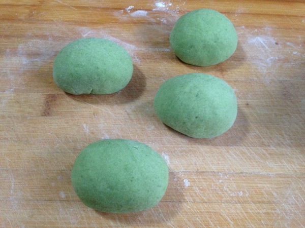 Wormwood Bean Paste Buns recipe