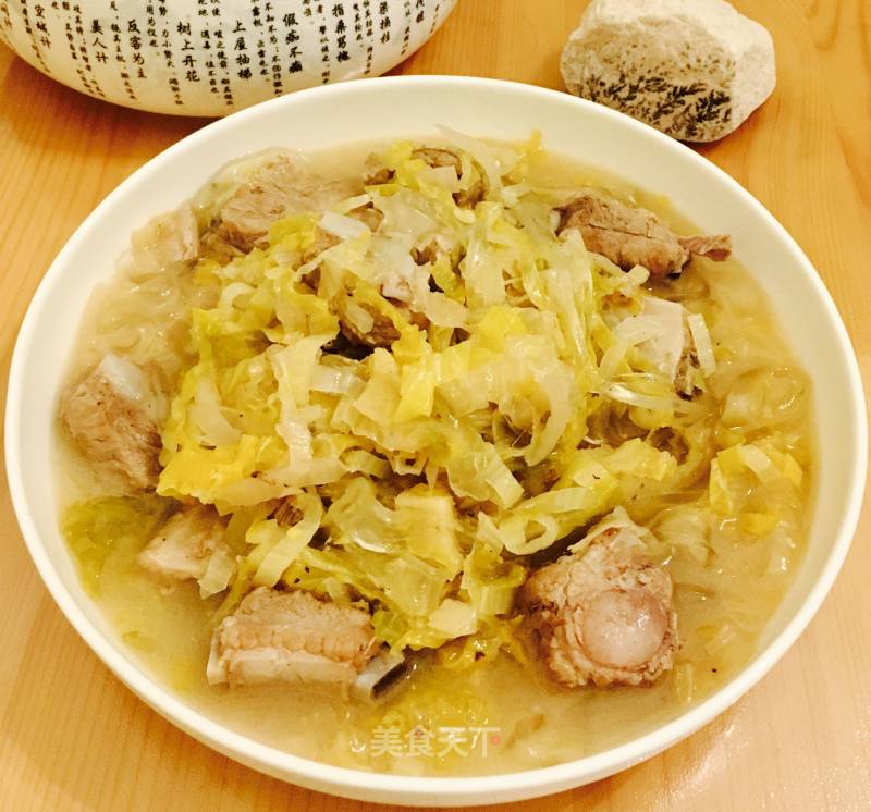 Braised Sauerkraut with Pork Ribs recipe