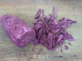 Purple Sweet Potato Rice Congee with Dayan Egg recipe