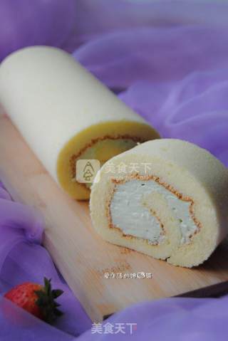 Avocado Strawberry Cheese Roll recipe