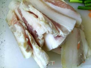 Twice-cooked Pork with Garlic Moss recipe