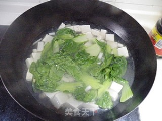 Tofu Soup with Vegetables and Scallops recipe