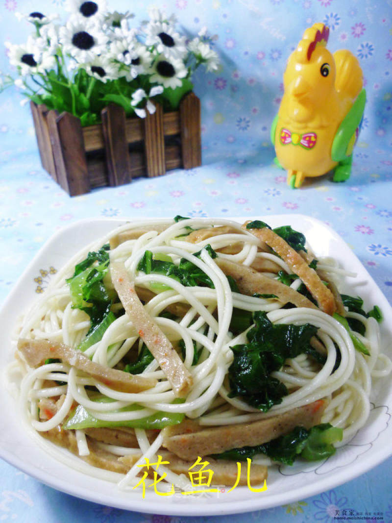 Sweet Not Spicy Fried Noodles with Green Vegetables recipe