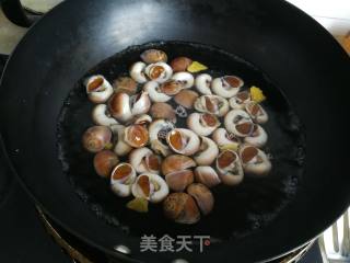 Boiled Snails recipe