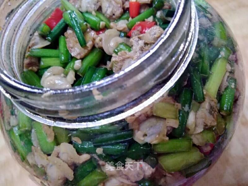 Pickled Clam Meat with Leek Flower recipe