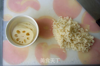 Steamed Meatballs with Lotus Root recipe