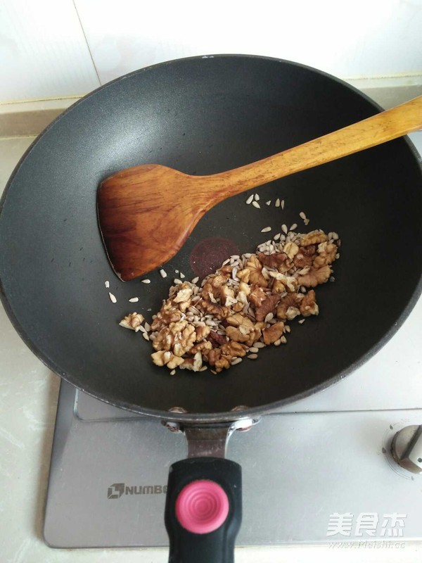 Melon Seeds and Walnut Crisps recipe