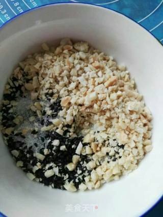 Sesame Peanut Glutinous Rice Cake recipe