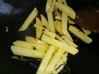 Fried Celery with Potato Chips recipe