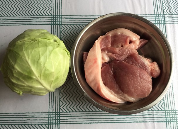 Cabbage and Meat Buns recipe
