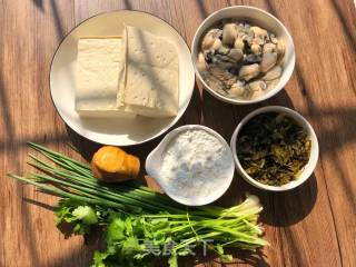 Sauerkraut Sea Oyster Tofu Soup recipe