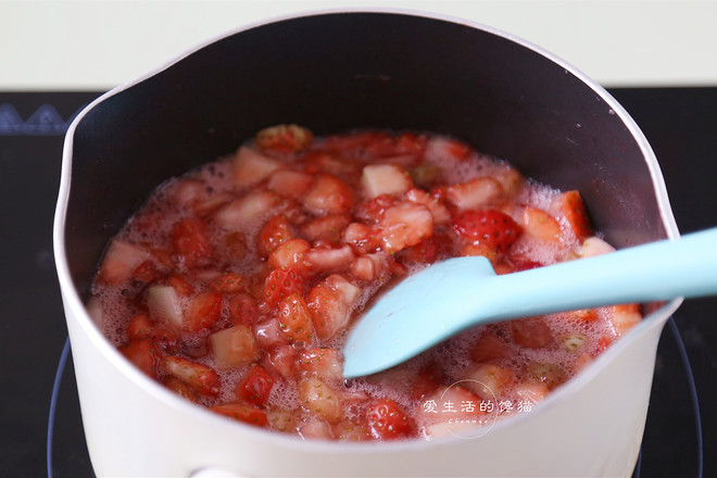 Sweet Strawberry Jam recipe