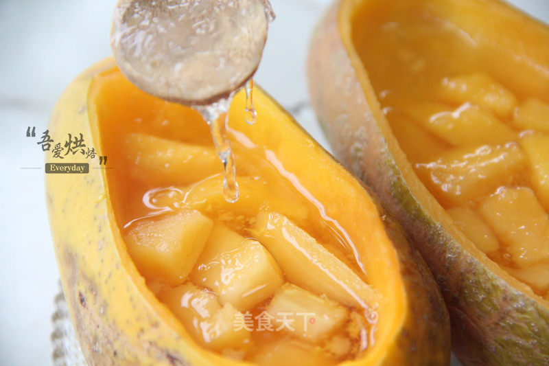 Goddess' Day & Essential Weapon-stewed Bird's Nest with Rock Sugar and Papaya recipe