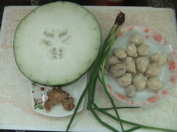 Cuttlefish Ball and Winter Melon Soup recipe