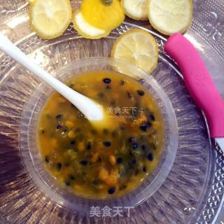 Honey and Fruits are Colorful to Tease You All Summer recipe