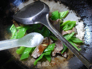 Stir-fried Lamb with Hot Pepper recipe