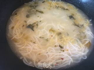 Sauerkraut Shredded Pork Rice Noodles recipe