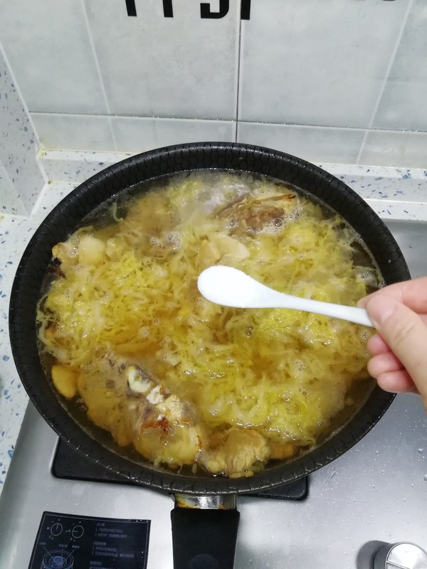 Stewed Pork Neck Bones with Sauerkraut Vermicelli, One of The Famous Dishes in Northeast China recipe