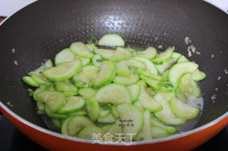 Stir-fried Yunnan Melon with Garlic recipe