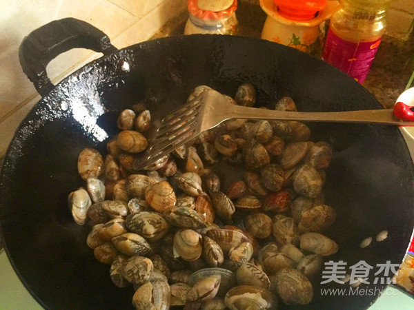 Spicy Fried Clams recipe