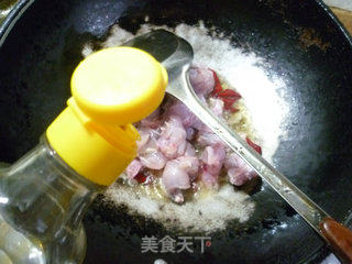 Stir-fried Bullfrog with Zizania recipe