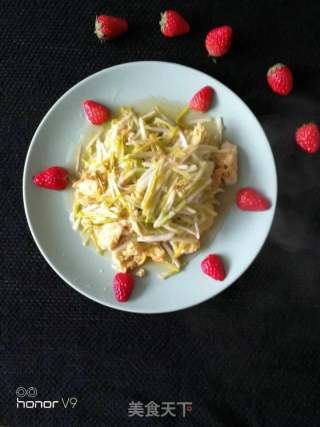 Scrambled Eggs with Chives recipe