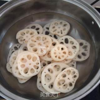 Sweet and Sour Lotus Root Slices recipe