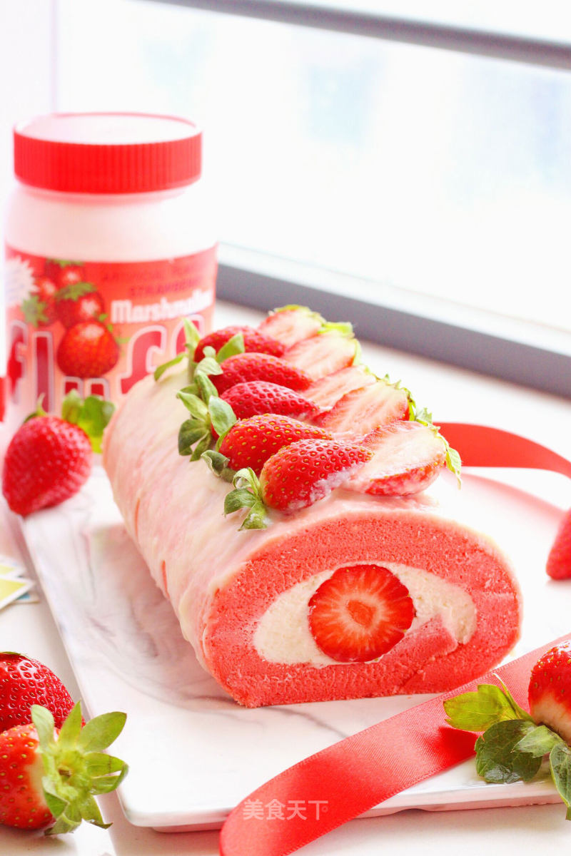 Fluff Strawberry Marshmallow Cake Roll recipe