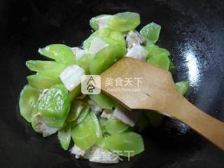 Stir-fried Lettuce with White Meat recipe