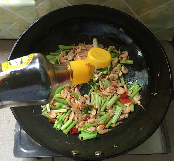 Stir-fried Shrimp with Celery recipe
